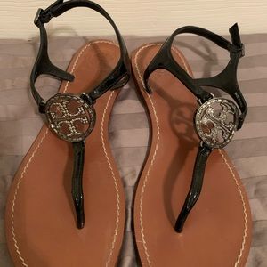 Black Violet Logo Thong Sandals